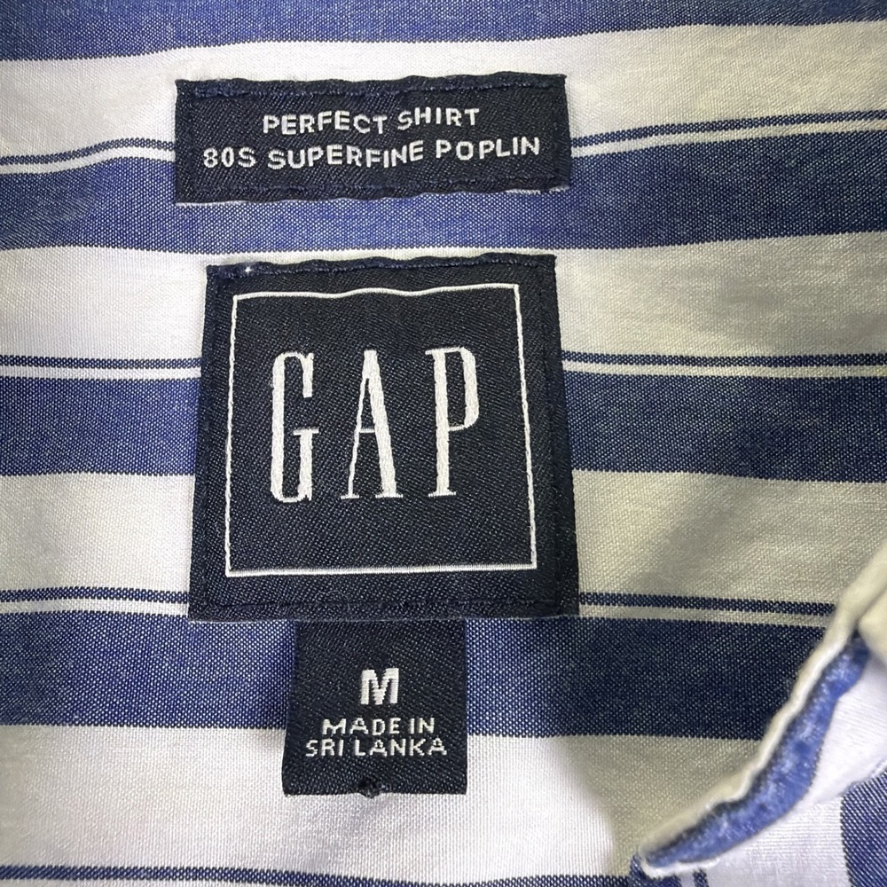 GAP Womens M Blue White Striped Button Down "Perfect Shirt" 100% Cotton Classic - Picture 2 of 14